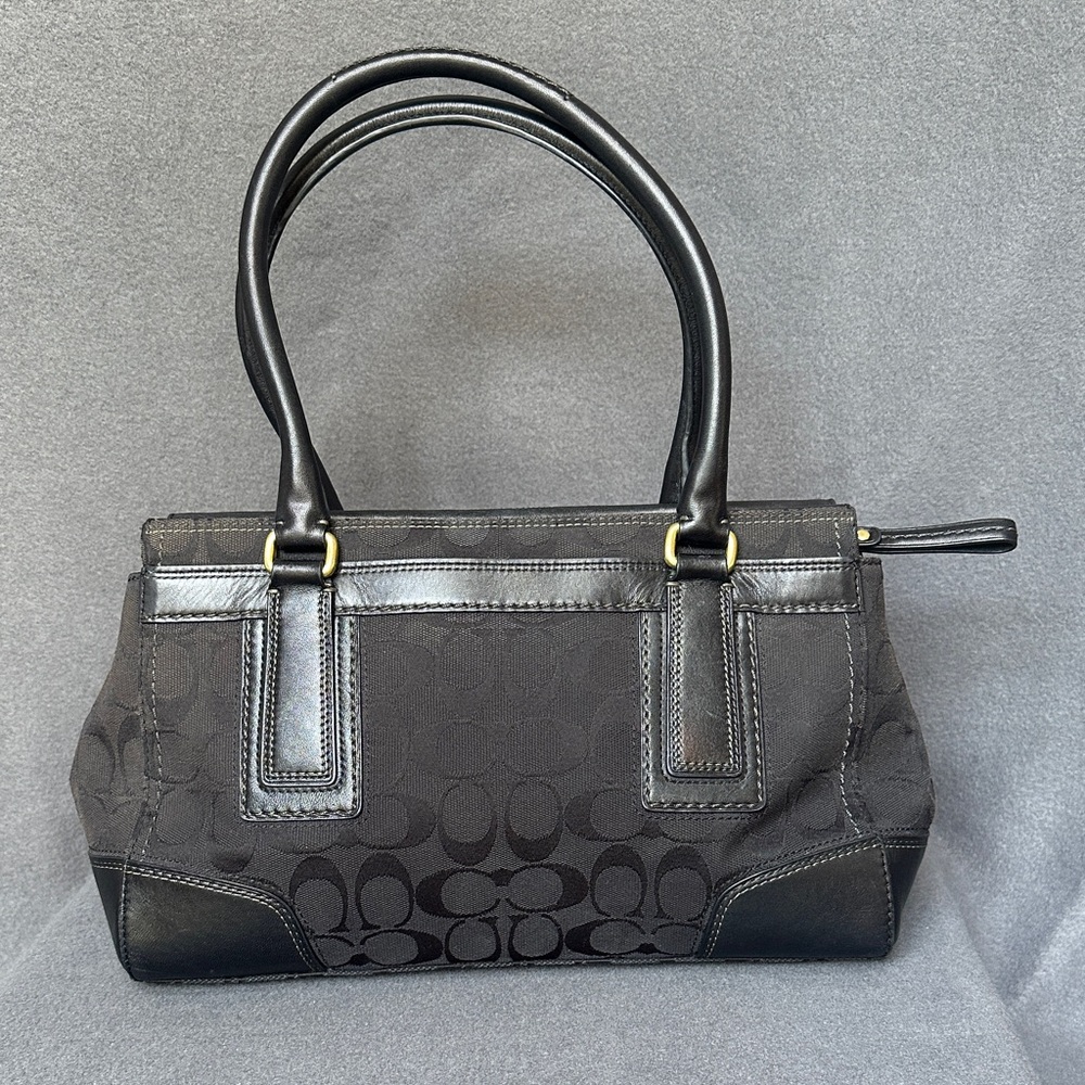 Coach Hampton 11063 Black Signature Medium Carry All Tote Shoulder Bag - Picture 2 of 16